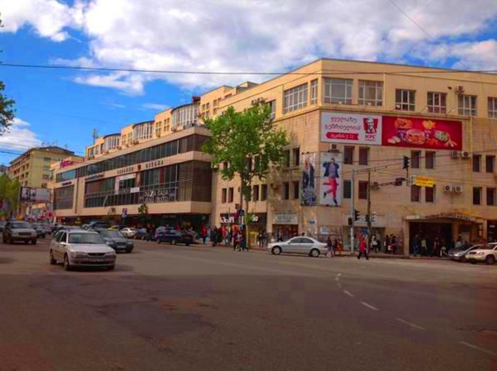 Avenue Hotel Tbilisi Bagian luar foto
