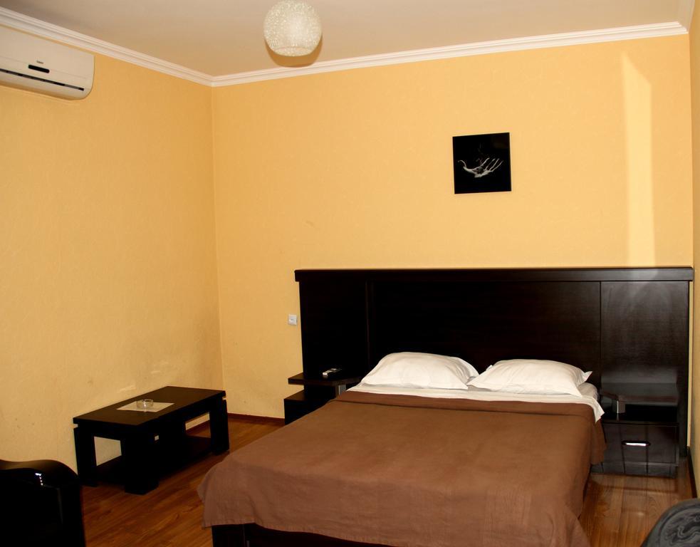 Avenue Hotel Tbilisi Ruang foto
