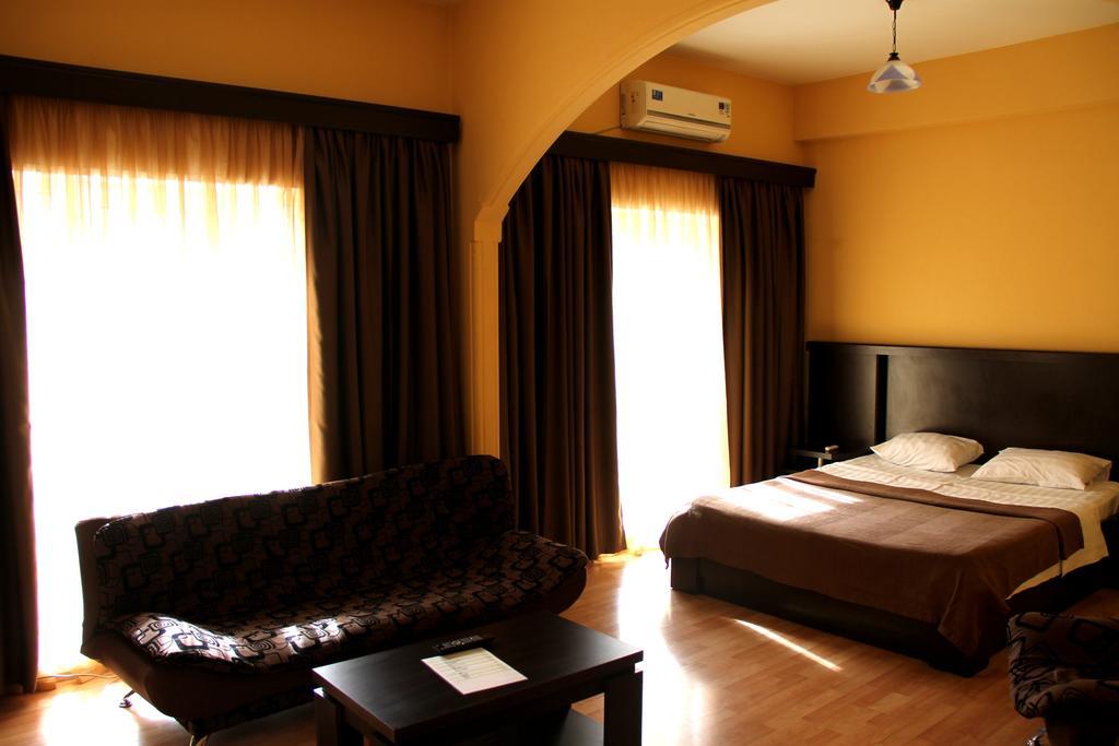 Avenue Hotel Tbilisi Ruang foto