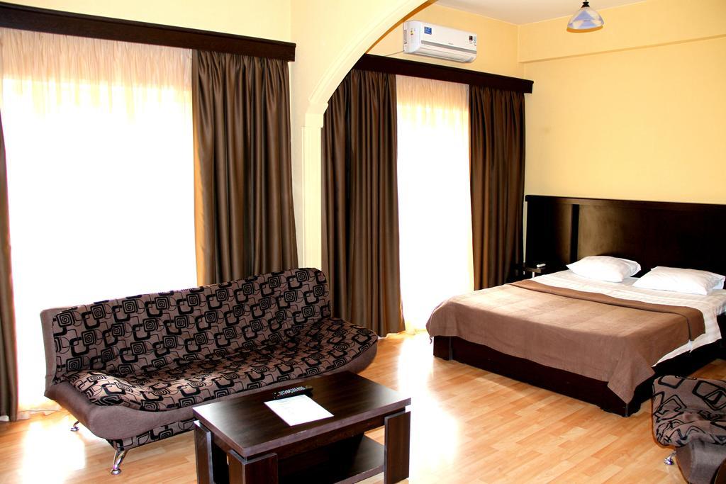 Avenue Hotel Tbilisi Ruang foto
