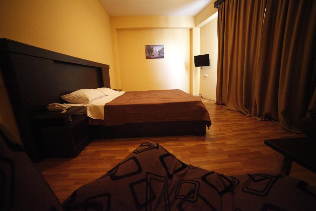 Avenue Hotel Tbilisi Ruang foto