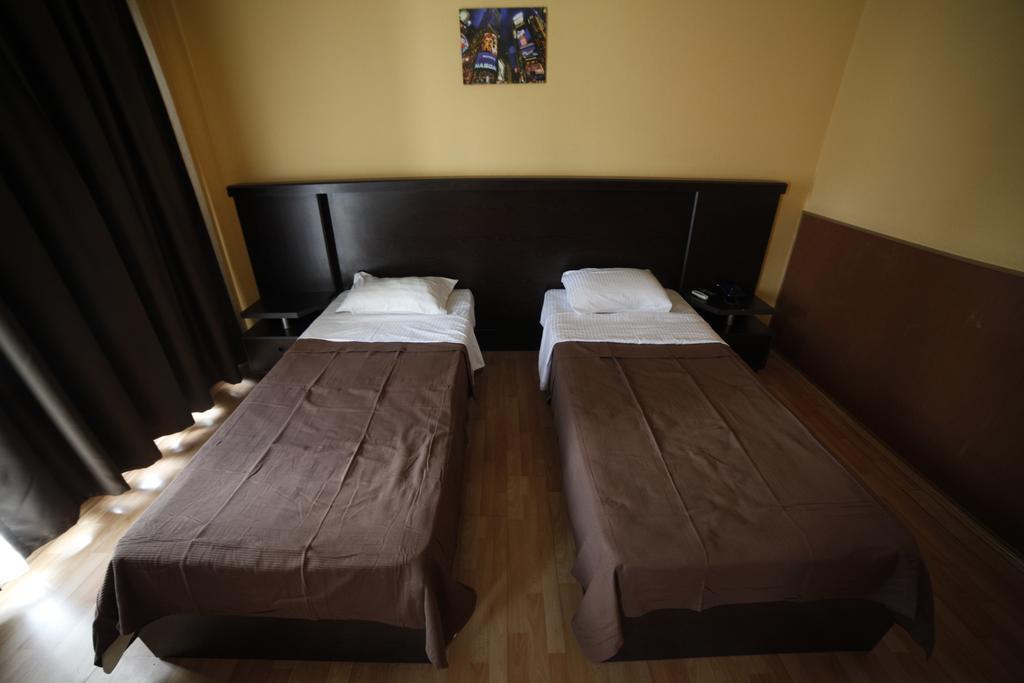 Avenue Hotel Tbilisi Ruang foto