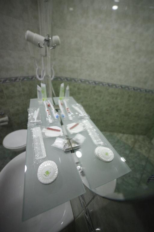 Avenue Hotel Tbilisi Ruang foto