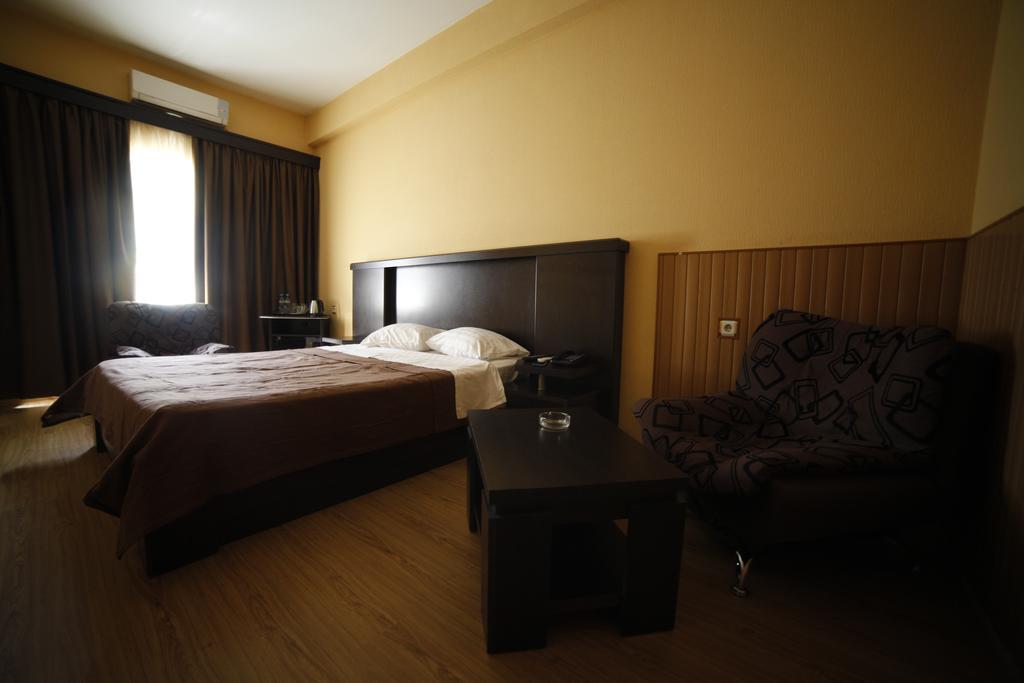 Avenue Hotel Tbilisi Ruang foto