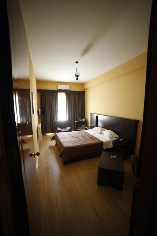 Avenue Hotel Tbilisi Ruang foto