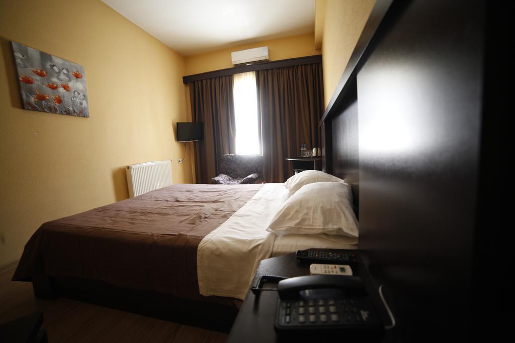Avenue Hotel Tbilisi Ruang foto