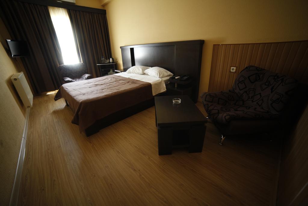 Avenue Hotel Tbilisi Ruang foto