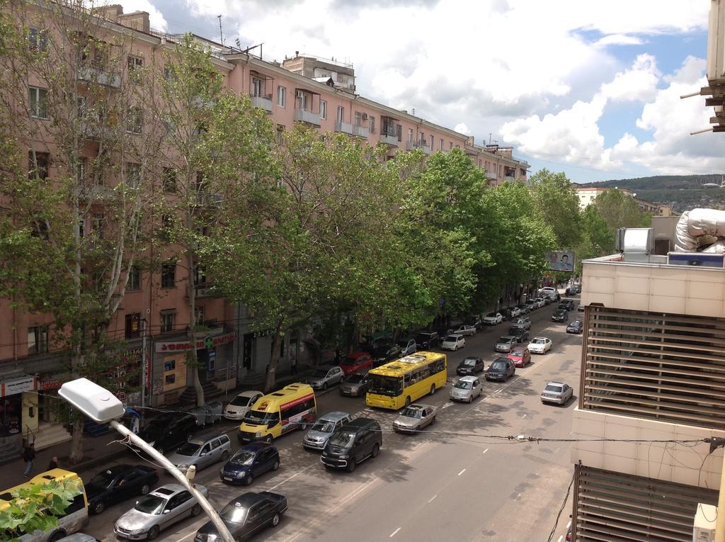 Avenue Hotel Tbilisi Bagian luar foto